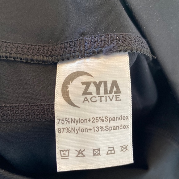 BNWT ZYIA Leopard Pocket Brilliant Hi-Rise Capri 20" Cheetah Crop Legging XS 2 - Picture 11 of 13